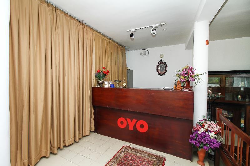 Oyo 347 Hotel Empryean Katunayaka Esterno foto